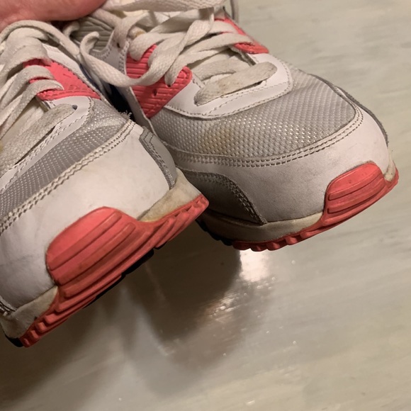 Nike Air Max - Picture 9 of 12